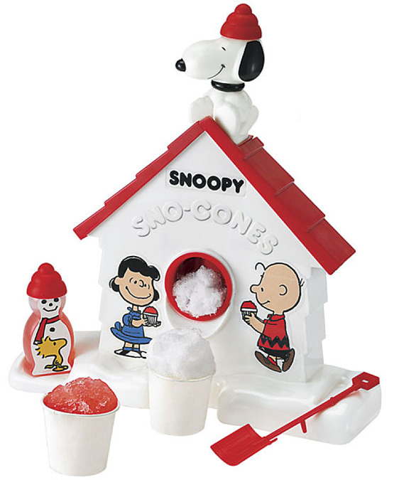Snoopy Sno-Cone Maker